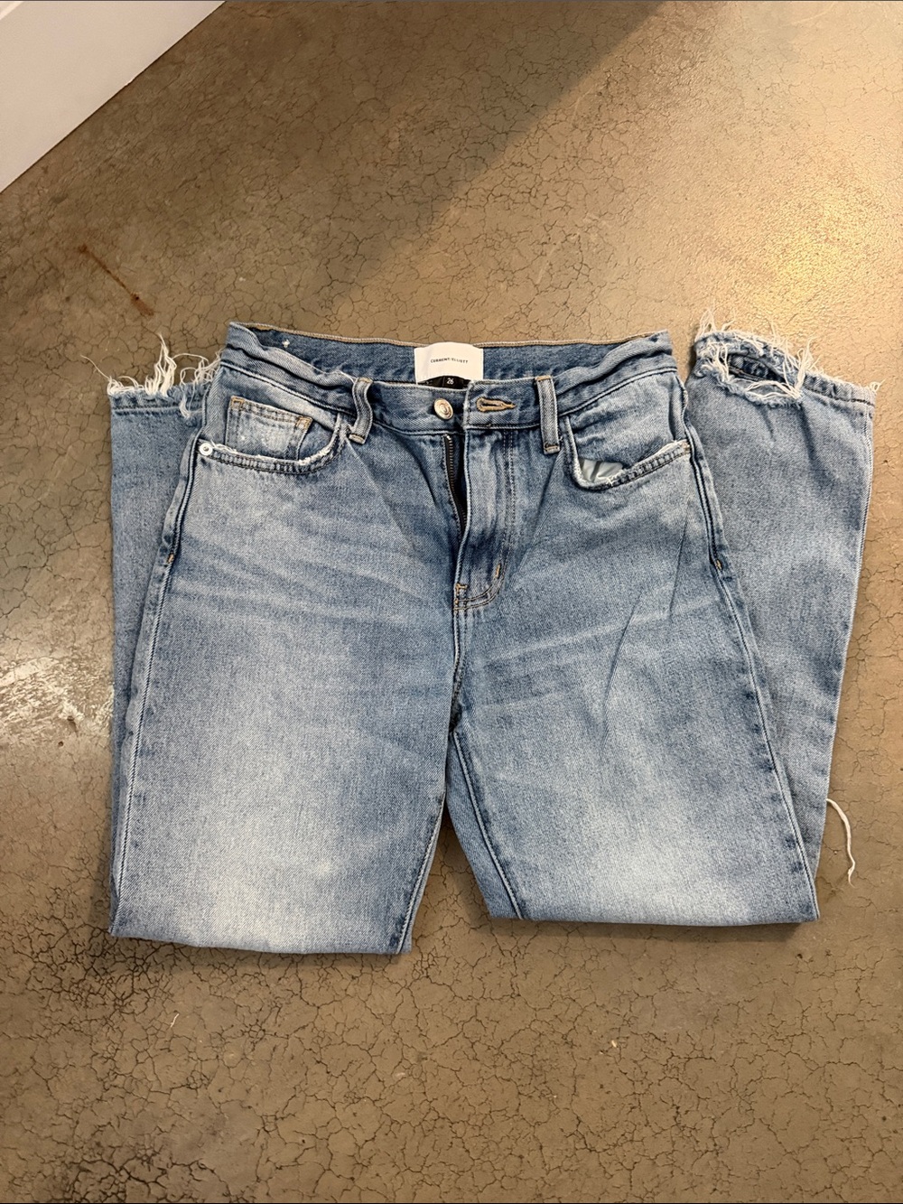 Current/Elliott Washed Light Blue Straight Leg Jeans with Frayed Hem